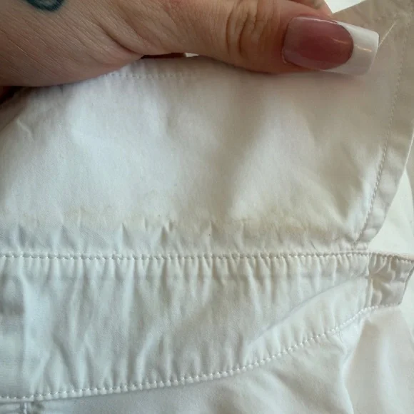 Miu Miu White Dress Shirt with Red Logo - Picture 5 of 5